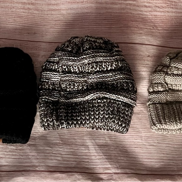 Super Star (3) Beanie Hats Never Worn - Picture 3 of 4